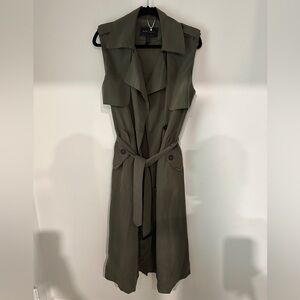 Bcbg maxazria size xs (small) Sleeveless Olive Green Trench Dress 2014